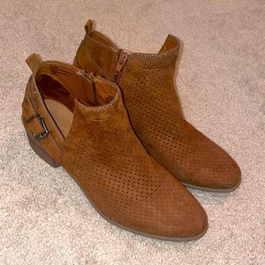 Women’s brown booties, size 11.